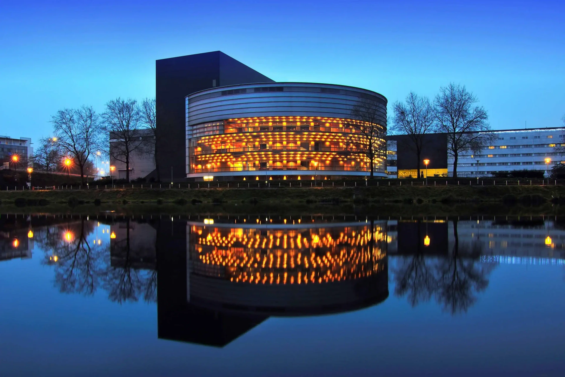 ifla-world-congress-2025-social-events_vue_exterieure_cite_congres_nantes_francisguillard.webp